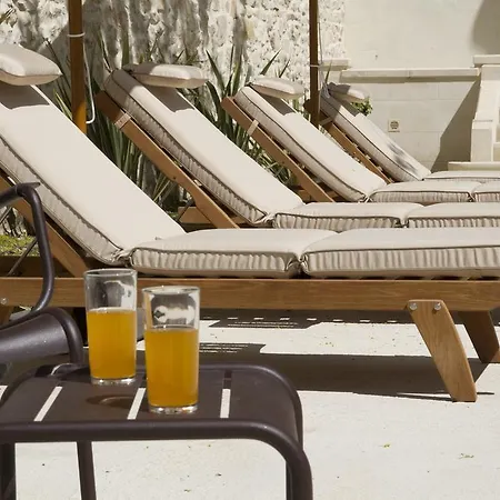 Meridia 4* Nîmes