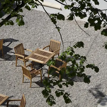 Oda ve Kahvaltı Meridia